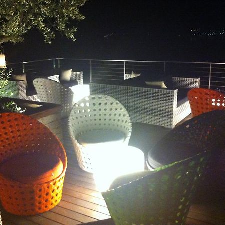 Veranda Beach Apartment Pianello Del Lario Exterior photo